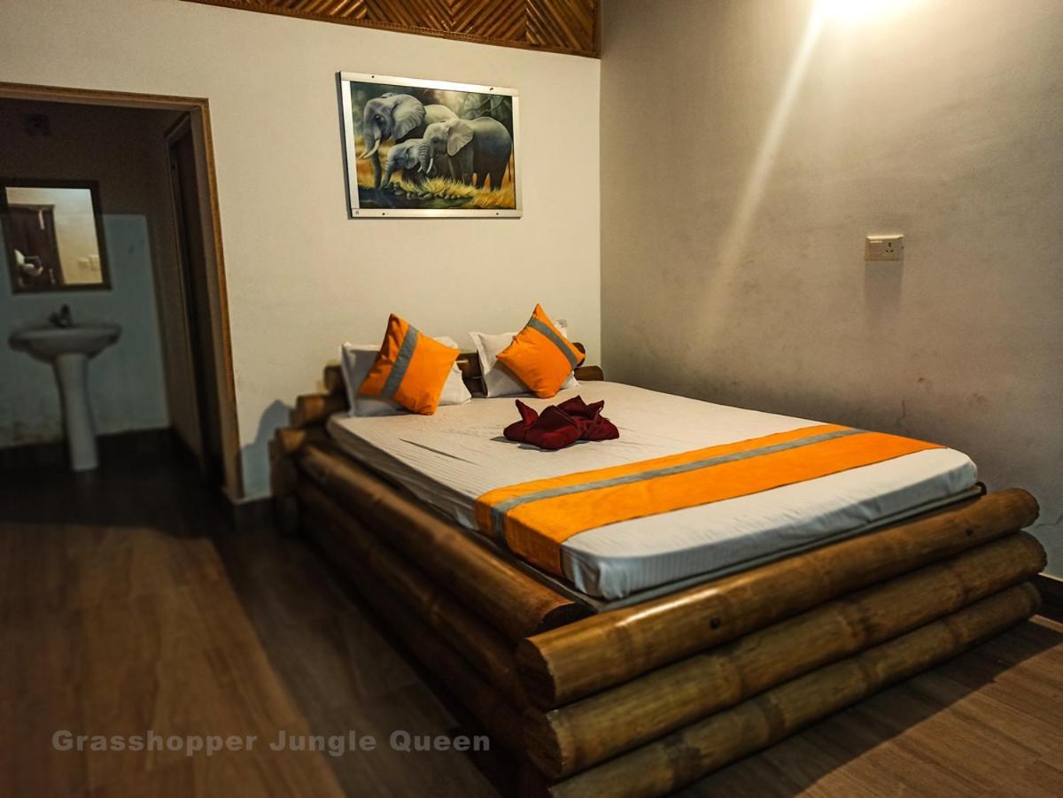 Grasshopper Jungle Queen Resort Chālsa Kültér fotó